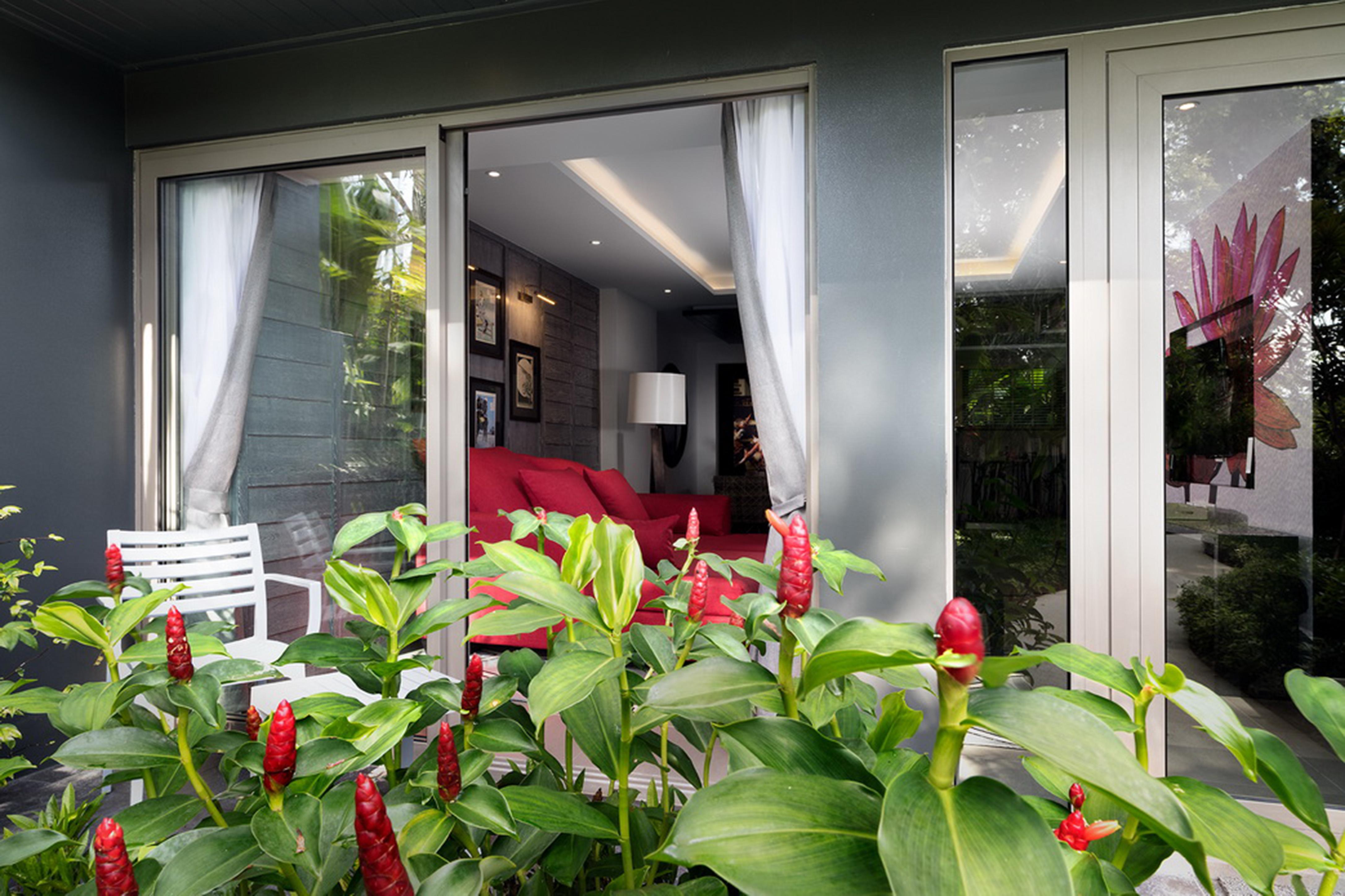 The Pavilions Phuket (Adults Only) Банг Тао Бийч Екстериор снимка A view of the living room from the balcony