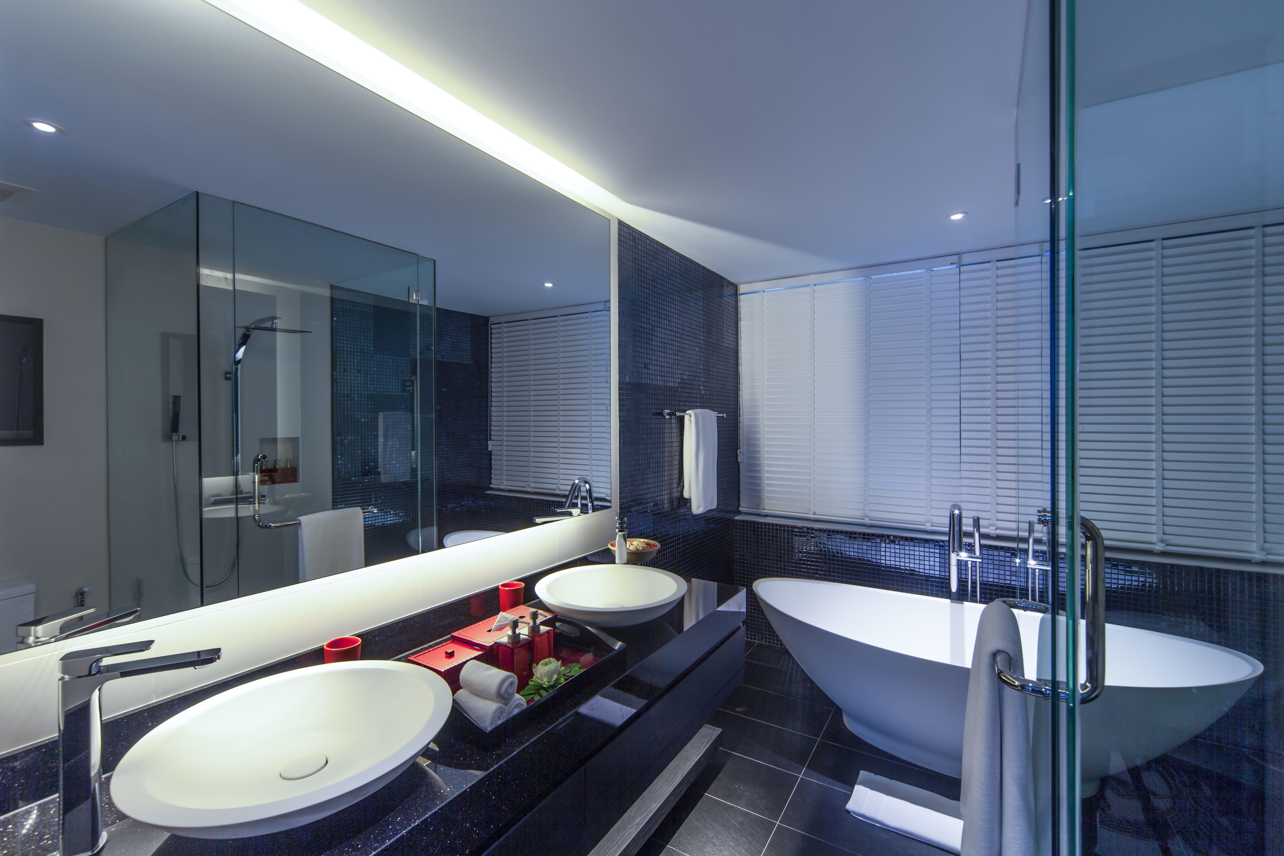The Pavilions Phuket (Adults Only) Банг Тао Бийч Екстериор снимка Bathroom