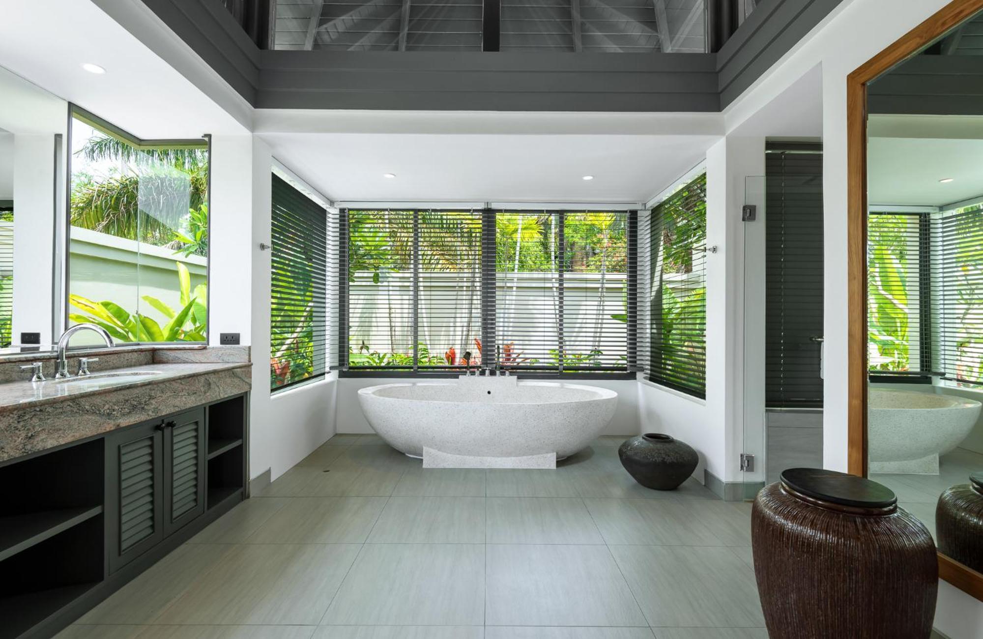 The Pavilions Phuket (Adults Only) Банг Тао Бийч Екстериор снимка Bathroom